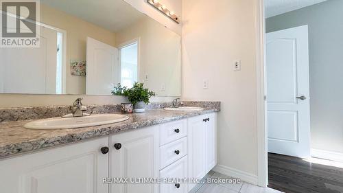 36 Roulette Crescent, Brampton, ON - Indoor Photo Showing Bathroom