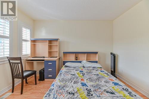 105 Sky Harbour Drive, Brampton, ON - Indoor Photo Showing Bedroom