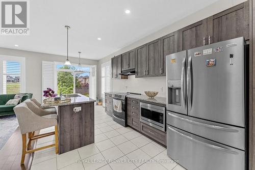 52 Monarch Woods Drive W, Kitchener, ON - Indoor Photo Showing Kitchen With Stainless Steel Kitchen