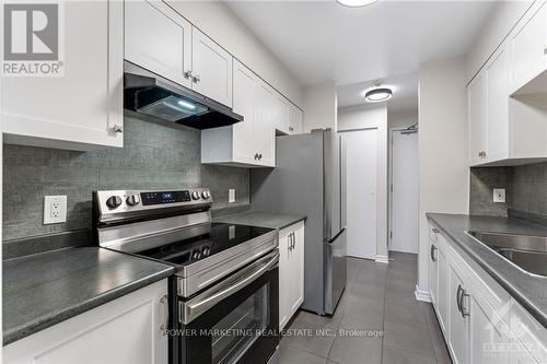 205 - 8 Pearl Street, Lanark, ON - Indoor Photo Showing Kitchen With Double Sink