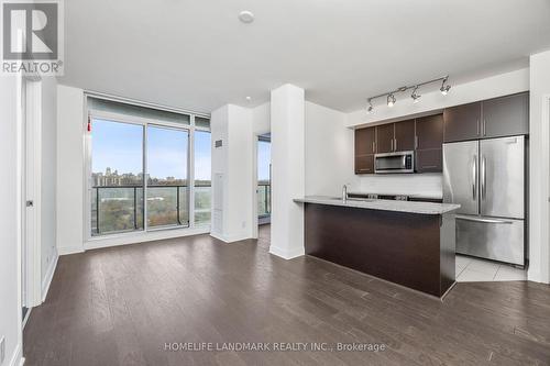 3002 - 825 Church Street, Toronto, ON - Indoor Photo Showing Kitchen