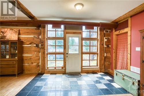 2253 South Lavant Road, Lanark Highlands, ON - Indoor Photo Showing Other Room