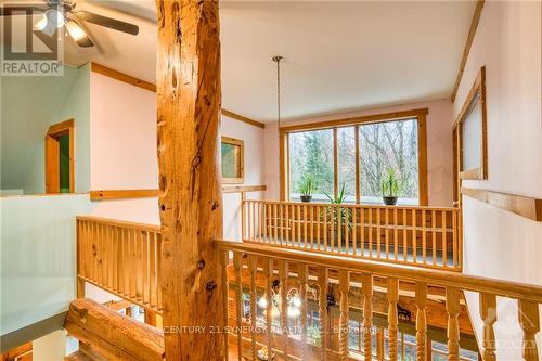 2253 South Lavant Road, Lanark Highlands, ON - Indoor Photo Showing Other Room