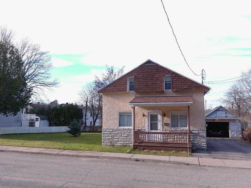 FaÃ§ade - 800 Rue Nadeau, Shawinigan, QC - Outdoor With Deck Patio Veranda