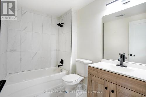 1206 Limberlost Road, London, ON - Indoor Photo Showing Bathroom