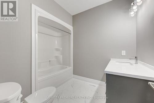 2916 Lemieux Walk, London, ON - Indoor Photo Showing Bathroom