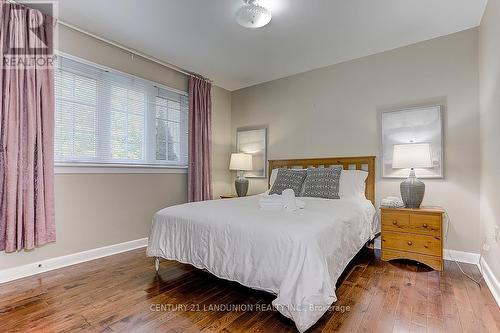 223 Willowdale Avenue, Toronto, ON - Indoor Photo Showing Bedroom