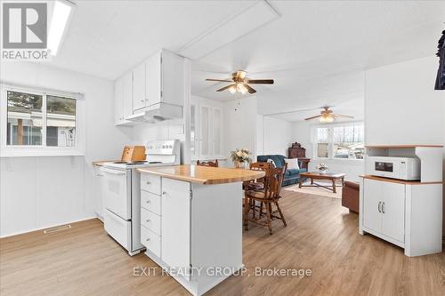 13 Dove Lane, Quinte West, ON - Indoor Photo Showing Kitchen