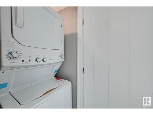 #7 2215 24 St Nw, Edmonton, AB - Indoor Photo Showing Laundry Room