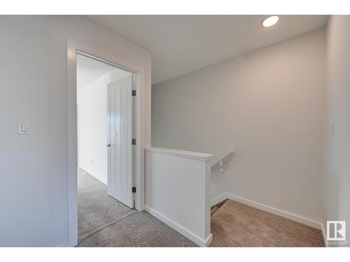 #7 2215 24 St Nw, Edmonton, AB - Indoor Photo Showing Other Room