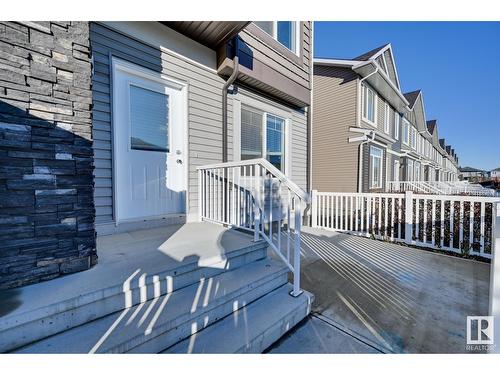 #7 2215 24 St Nw, Edmonton, AB - Outdoor