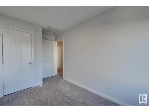 #7 2215 24 St Nw, Edmonton, AB - Indoor Photo Showing Other Room