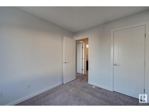 #7 2215 24 St Nw, Edmonton, AB - Indoor