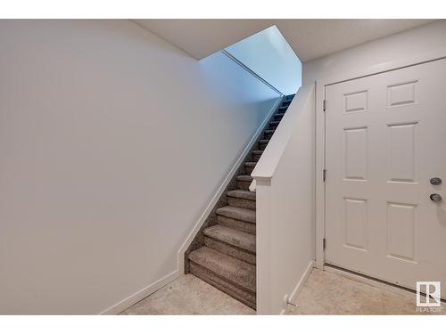 #7 2215 24 St Nw, Edmonton, AB - Indoor Photo Showing Other Room