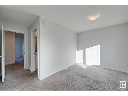 #6 2215 24 St Nw, Edmonton, AB - Indoor Photo Showing Other Room