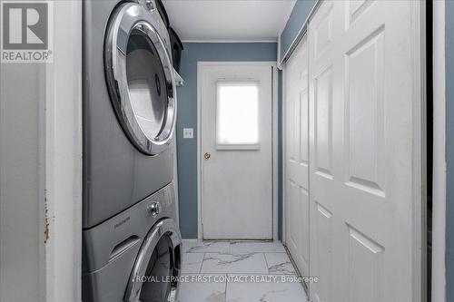 3 Green Glade Court, Innisfil, ON - Indoor Photo Showing Laundry Room