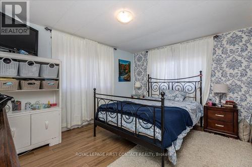 3 Green Glade Court, Innisfil, ON - Indoor Photo Showing Bedroom