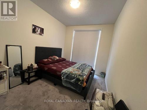 19 Donald Ficht Crescent, Brampton, ON - Indoor Photo Showing Bedroom