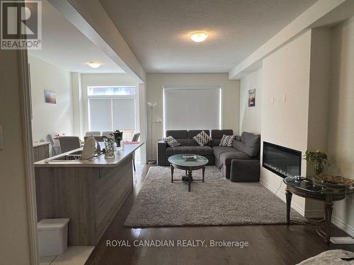 19 Donald Ficht Crescent, Brampton, ON - Indoor