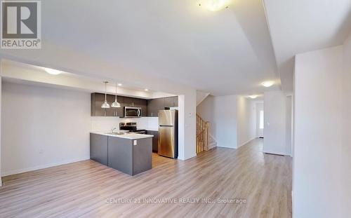 1634 Hetherington Drive W, Peterborough, ON - Indoor Photo Showing Kitchen