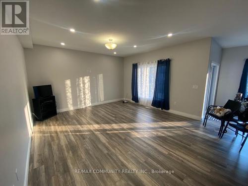 30 Cypress Drive, Belleville, ON - Indoor Photo Showing Other Room