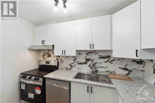 1180 Ohio Street Unit#203, Ottawa, ON - Indoor Photo Showing Kitchen