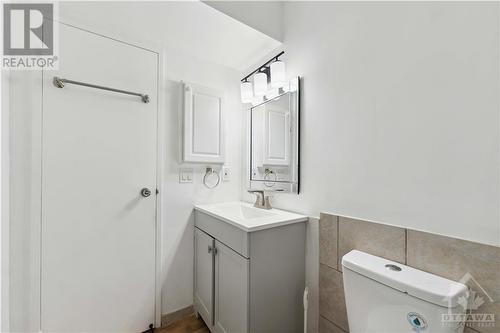 1180 Ohio Street Unit#203, Ottawa, ON - Indoor Photo Showing Bathroom