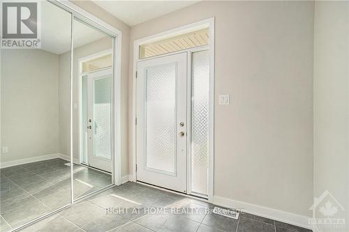 128 Hackamore Crescent, Ottawa, ON - Indoor Photo Showing Other Room