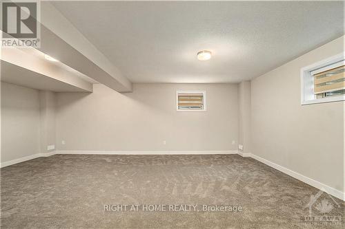 128 Hackamore Crescent, Ottawa, ON - Indoor Photo Showing Other Room