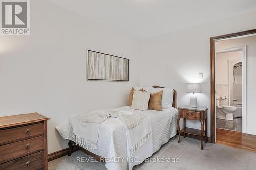 140 Louisa Street, Kawartha Lakes (Fenelon Falls), ON - Indoor Photo Showing Bedroom