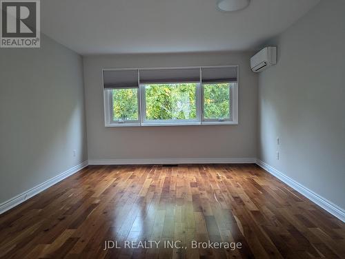 34 Shaftesbury Avenue, Toronto, ON - Indoor Photo Showing Other Room