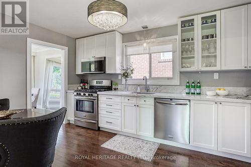 2 Fordover Drive, Toronto, ON - Indoor Photo Showing Kitchen