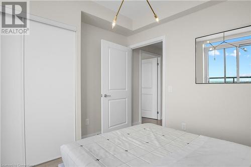 55 Duke Street W Unit# 426, Kitchener, ON - Indoor Photo Showing Bedroom