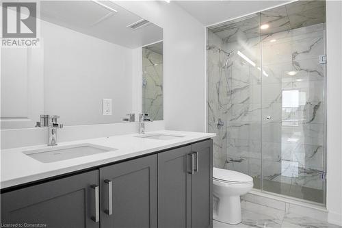 55 Duke Street W Unit# 420, Kitchener, ON - Indoor Photo Showing Bathroom