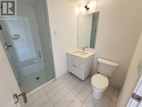 911 - 2 Steckley House Lane, Richmond Hill, ON - Indoor Photo Showing Bathroom