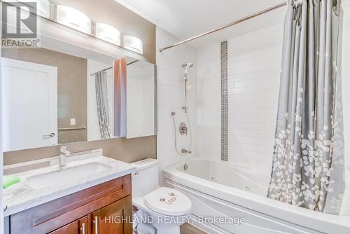 2203 - 3525 Kariya Drive, Mississauga, ON - Indoor Photo Showing Bathroom