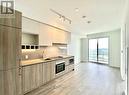 4105 - 950 Portage Parkway, Vaughan, ON  - Indoor Photo Showing Kitchen With Upgraded Kitchen 