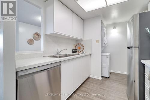 1526 - 3 Greystone Walk Drive, Toronto, ON - Indoor Photo Showing Kitchen With Double Sink