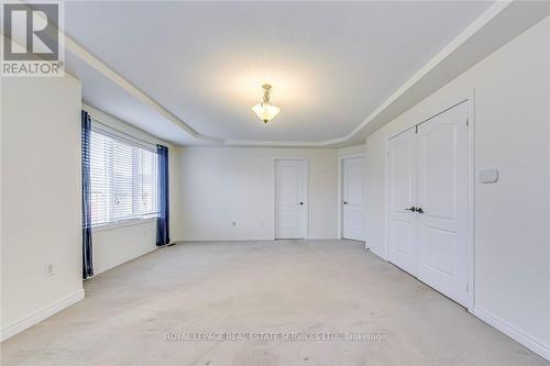 5474 Valhalla Crescent, Mississauga, ON - Indoor Photo Showing Other Room