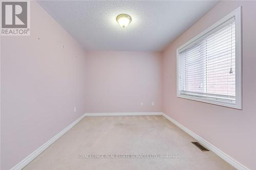 5474 Valhalla Crescent, Mississauga, ON - Indoor Photo Showing Other Room