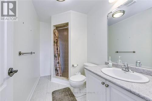 5474 Valhalla Crescent, Mississauga, ON - Indoor Photo Showing Bathroom