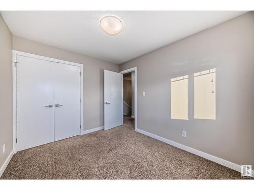 2406 22 Av Nw, Edmonton, AB - Indoor Photo Showing Other Room