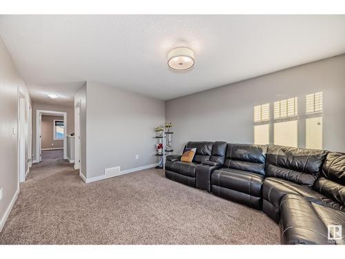 2406 22 Av Nw, Edmonton, AB - Indoor Photo Showing Living Room