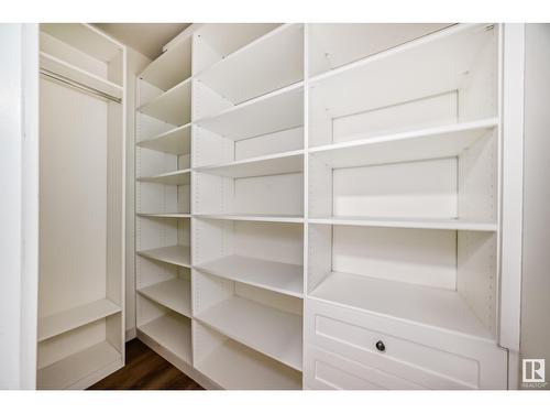 2406 22 Av Nw, Edmonton, AB - Indoor With Storage