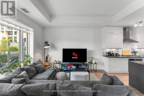 120B - 11750 Ninth Line, Whitchurch-Stouffville, ON - Indoor Photo Showing Living Room