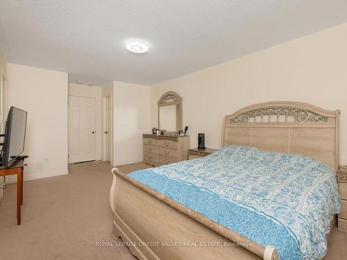 480 Downes Jackson Hts, Milton, ON - Indoor Photo Showing Bedroom