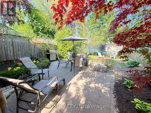 215 Sutherland Drive, Toronto, ON - Outdoor