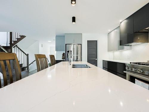 Cuisine - 11915 Rue Du Cuivre, Mirabel, QC - Indoor Photo Showing Kitchen With Double Sink With Upgraded Kitchen