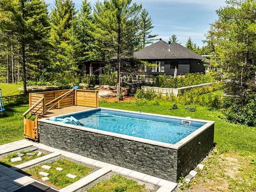 Cour - 11915 Rue Du Cuivre, Mirabel, QC - Outdoor With Backyard