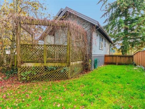 582 Bradley St, Nanaimo, BC 